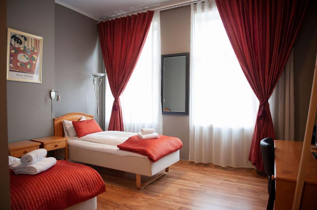 Henriks Hotell 시엔 객실 사진